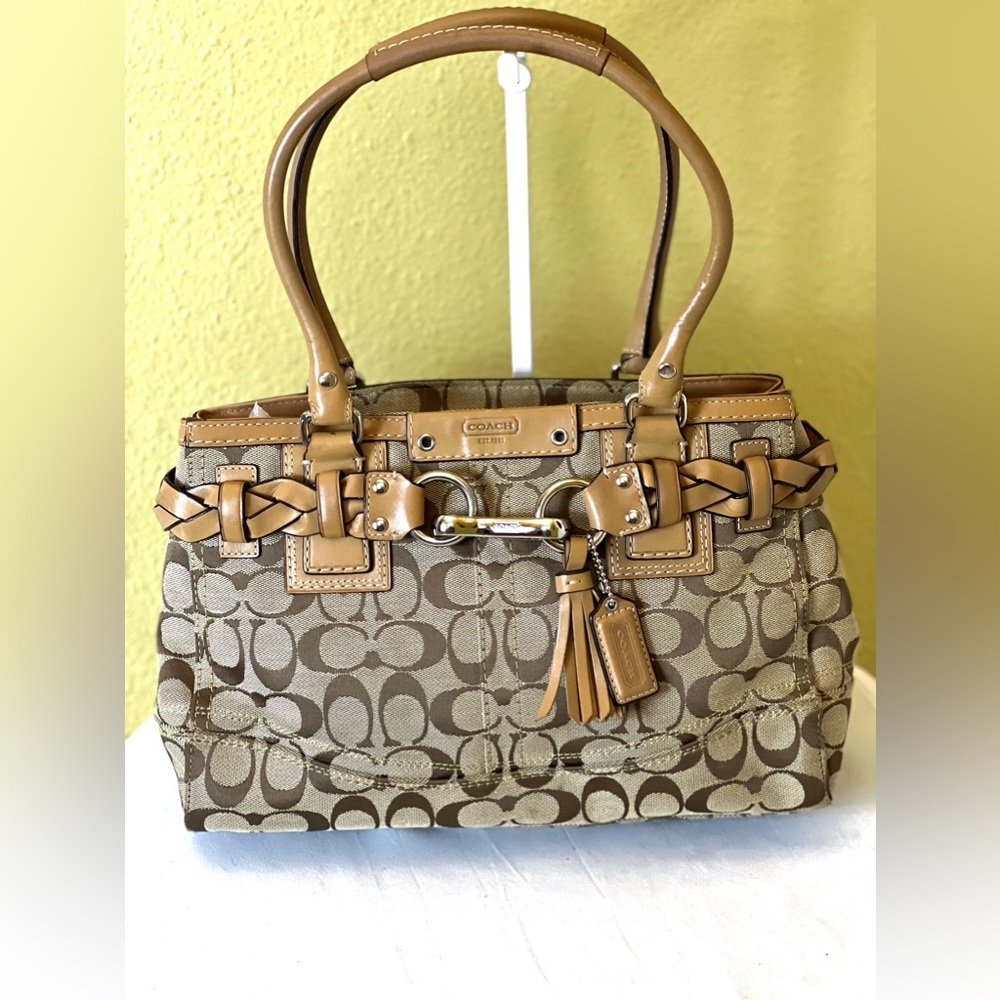 COACH💥VINTAGE~SOLD OUT💥Hamptons Signature Carryall Tote Bag - Picture 2 of 12
